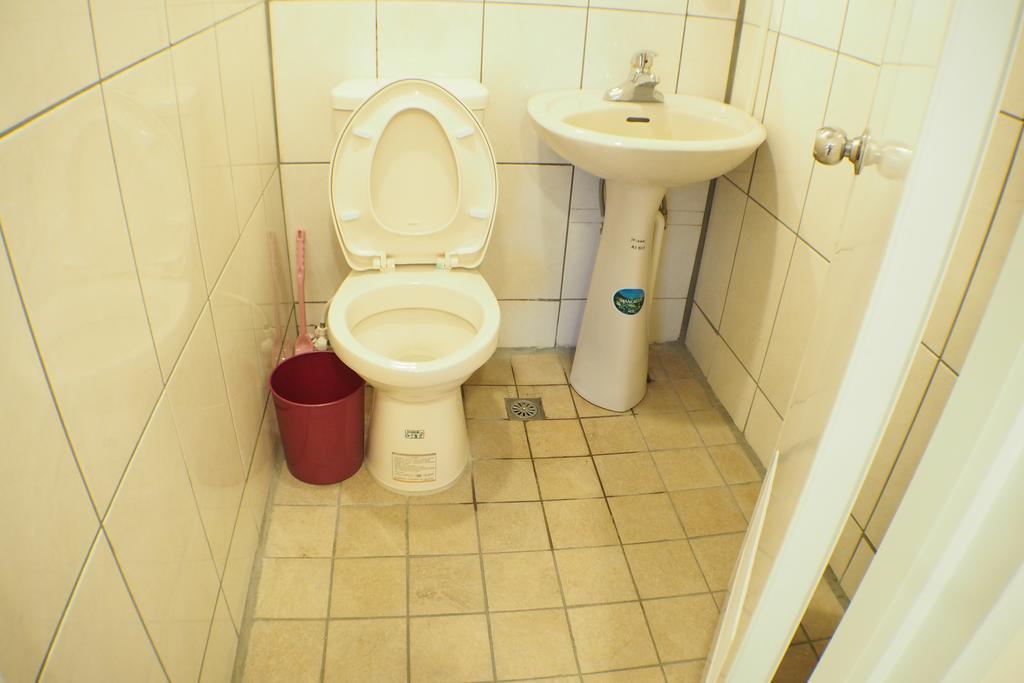 Sun Moon Star Hostel Budai Экстерьер фото