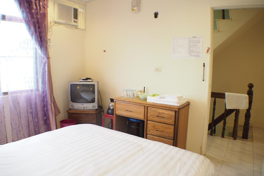 Sun Moon Star Hostel Budai Экстерьер фото