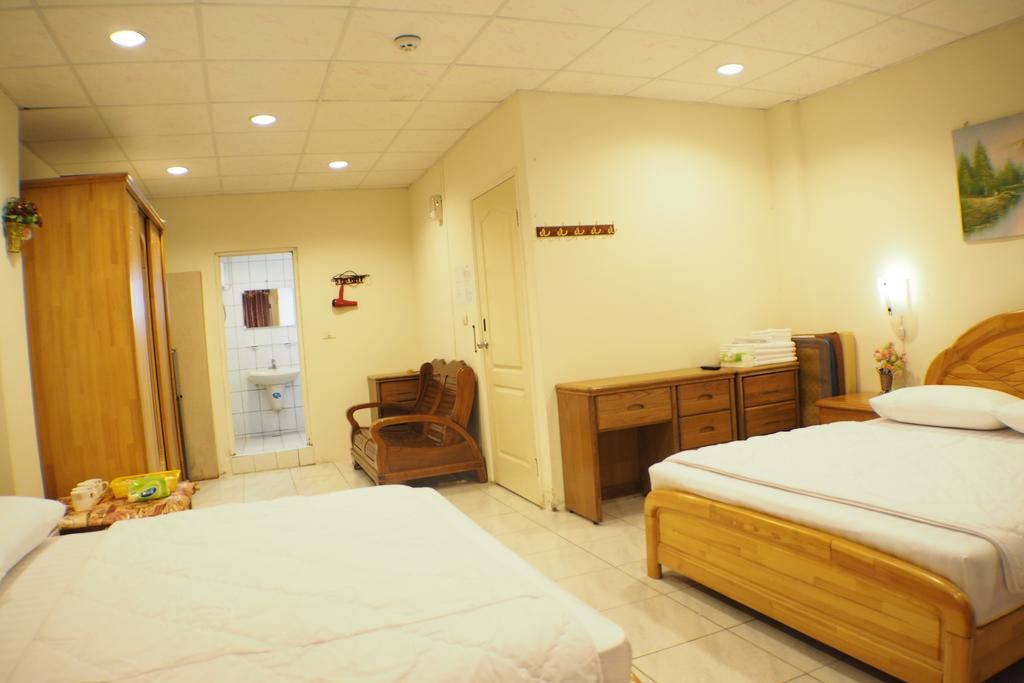 Sun Moon Star Hostel Budai Экстерьер фото