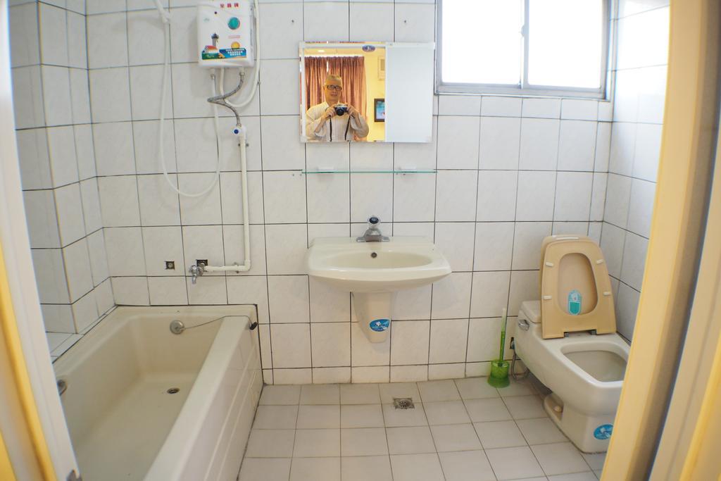 Sun Moon Star Hostel Budai Экстерьер фото
